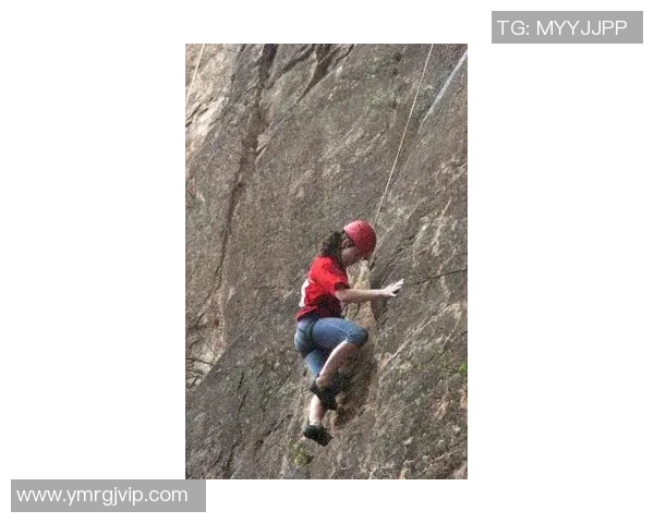 与黄丽对话:探索她的攀岩生涯与心路历程 与黄丽对话:探索她的攀岩生涯与心路历程