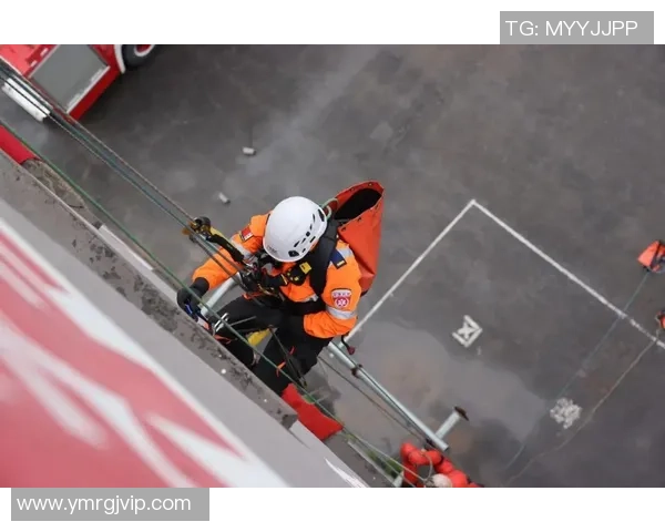 重庆网球队配合分析:技术与战术的深度对比探讨